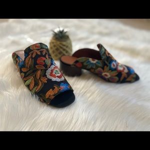 Lucky Brand Noomrie Embroidered Open Back Mules